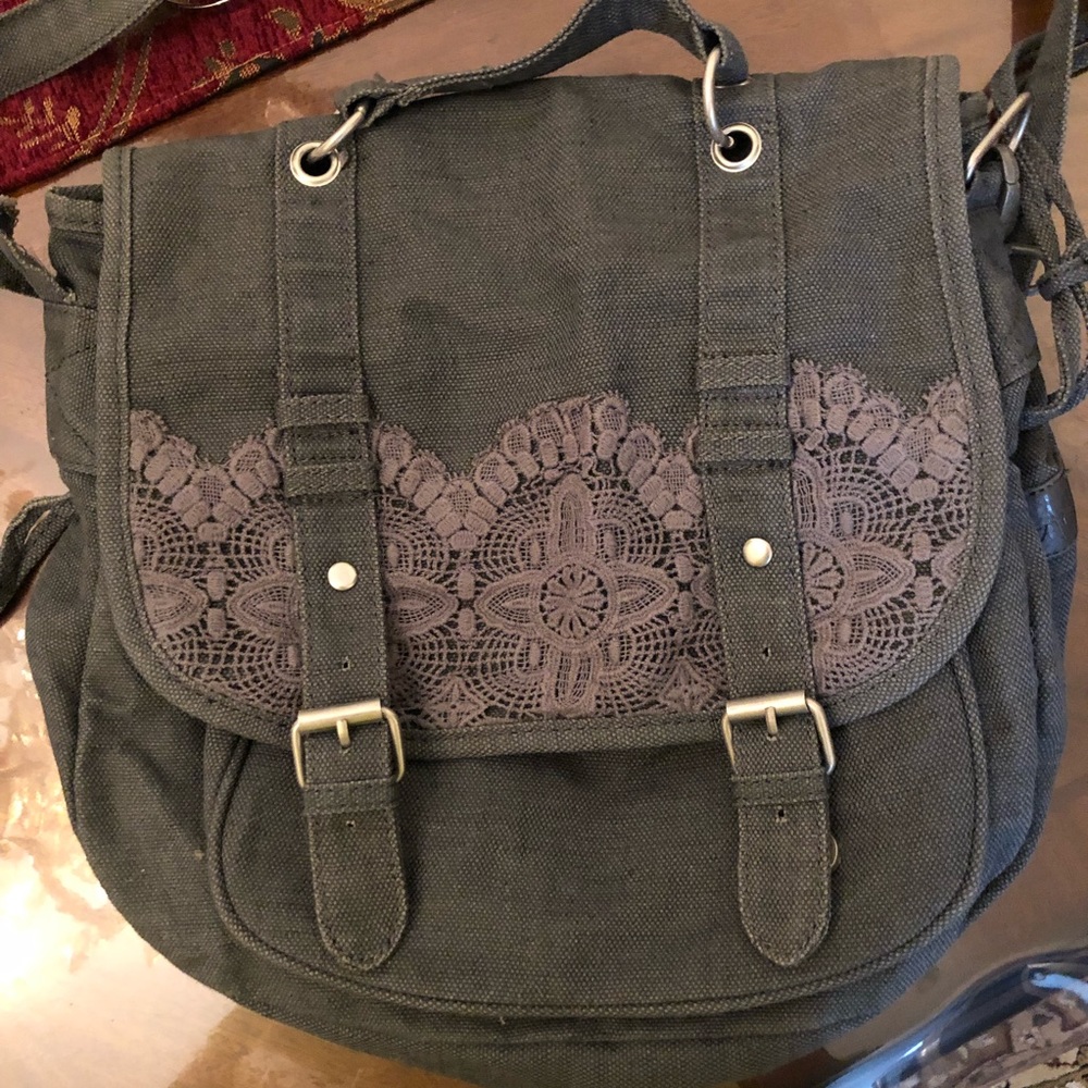 aeropostale messenger bag 💼
